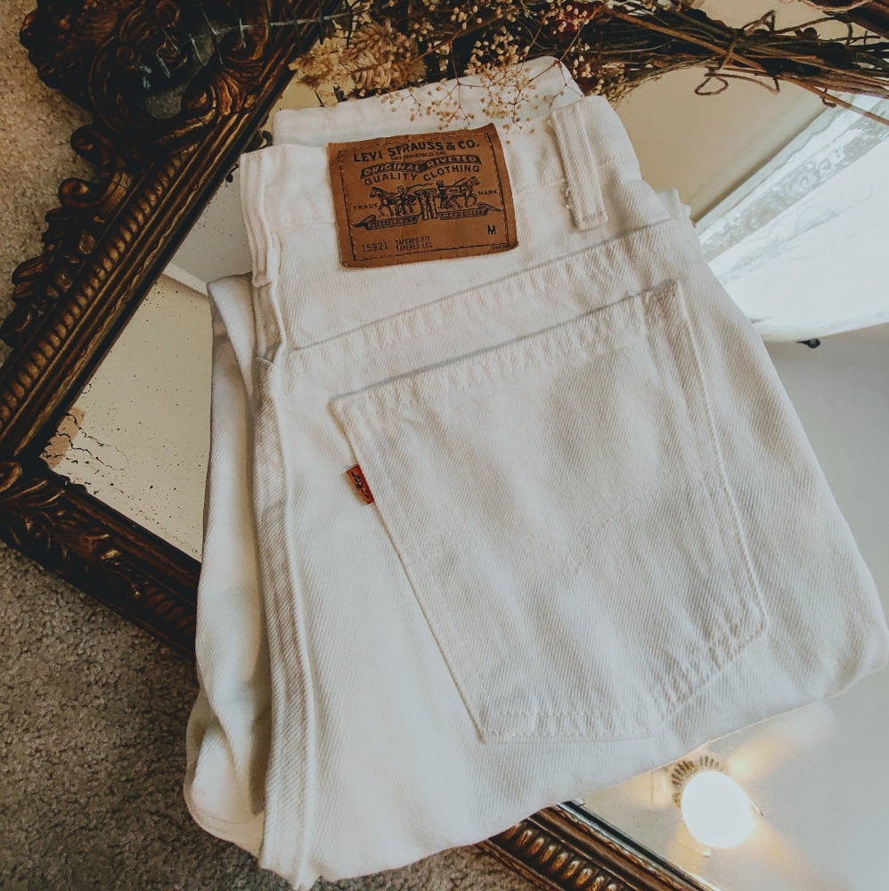 Vintage Orange Tab 921 Tapered Fit White Levi's Jeans